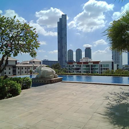 Baan Sathorn Riverfront Bangkok Exterior photo