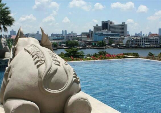 Baan Sathorn Riverfront Bangkok Exterior photo